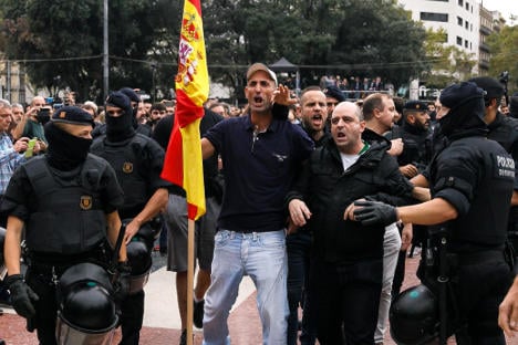 Spain’s far-right gains visibility in Catalonia crisis