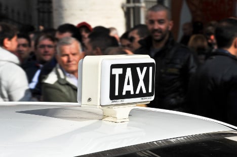 Italian taxi drivers to stage national strike on November 7th