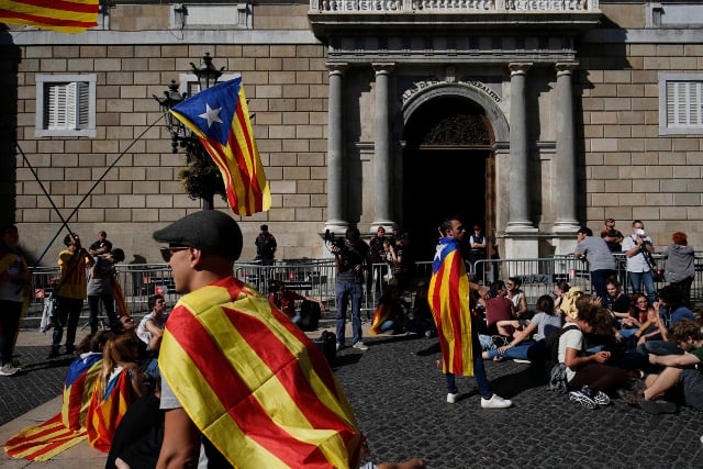 Spain anticipates Catalan civil servant resistance to power takeover
