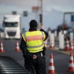 Border controls between Austria and Germany to stay in place, Berlin confirms