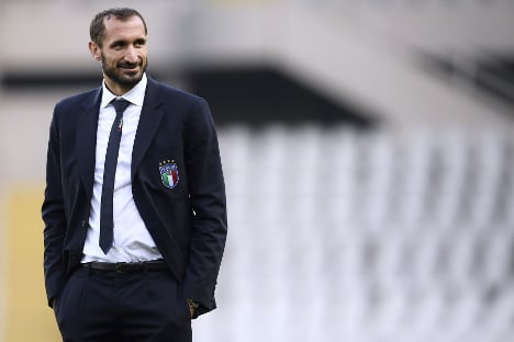 Chiellini aims to boost bruised Italy ahead of World Cup qualifier game