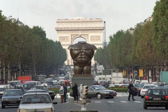 Brazen thief steals Botero statue from France's most guarded street