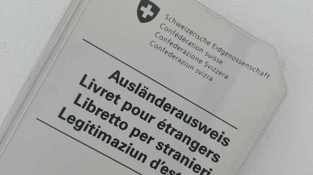 Government to allow more foreign workers into Switzerland in 2018