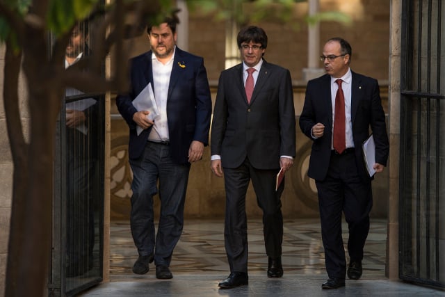 Deposed Catalan government's botched Photoshop job sparks memes