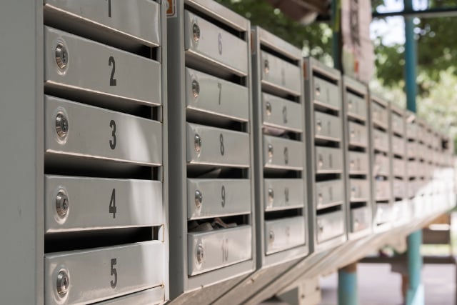 Swiss postboxes remain full despite digitalization