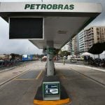 Statoil invests up to $2.9 billion in Petrobras oil field