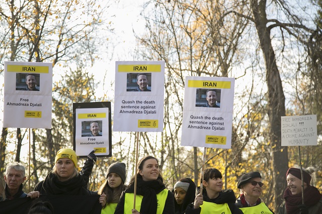 Amnesty condemns Iran death sentence for Swedish resident