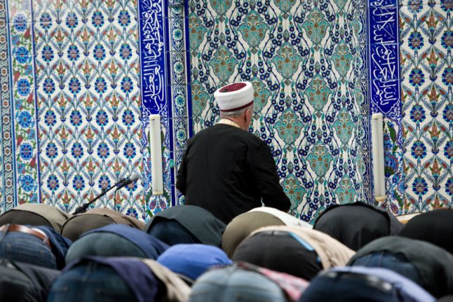 Federal prosecutors drop Turkish imam spying probe over insufficient evidence