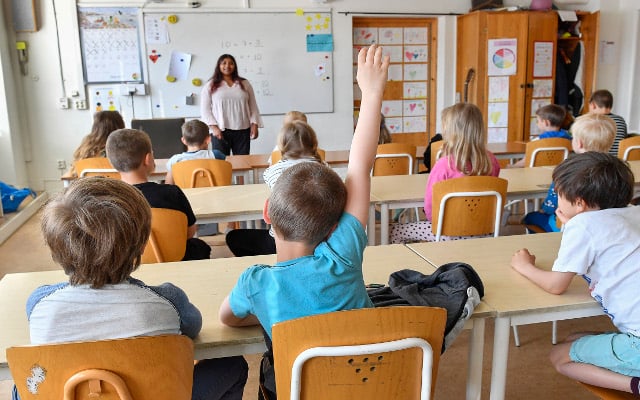 Swedish schools under pressure to recruit 77,000 teachers