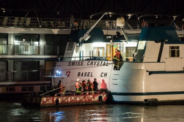 Nearly 30 injured in collision of Swiss cruise ship on the Rhine