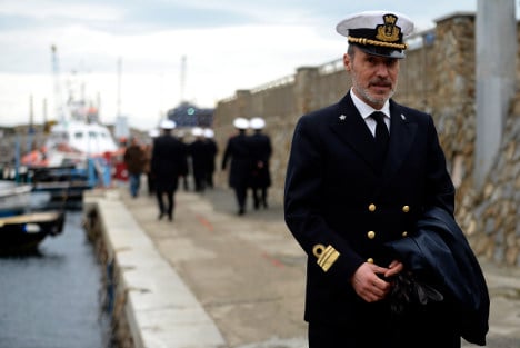 Italy cruise ship hero among populist party hopefuls