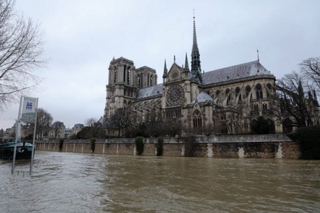 Paris floods latest: Transport hit as Louvre takes action due to rising River Seine