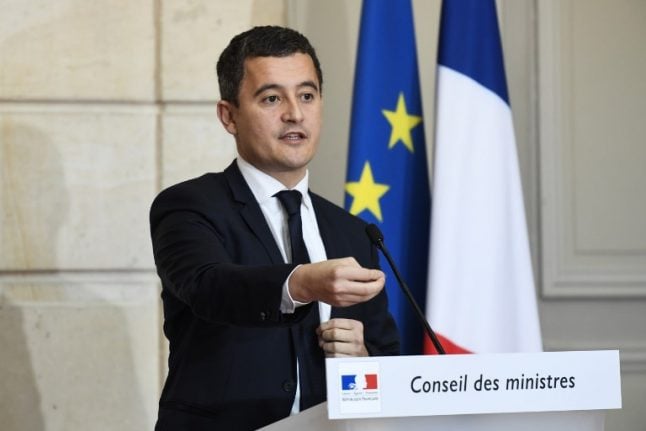French government rallies around rape-accused budget minister