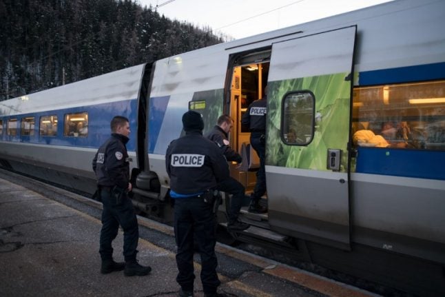 Migrant electrocuted on top of train from Italy to France