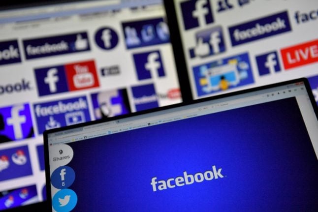 Facebook adds fact-checking feature in Italy