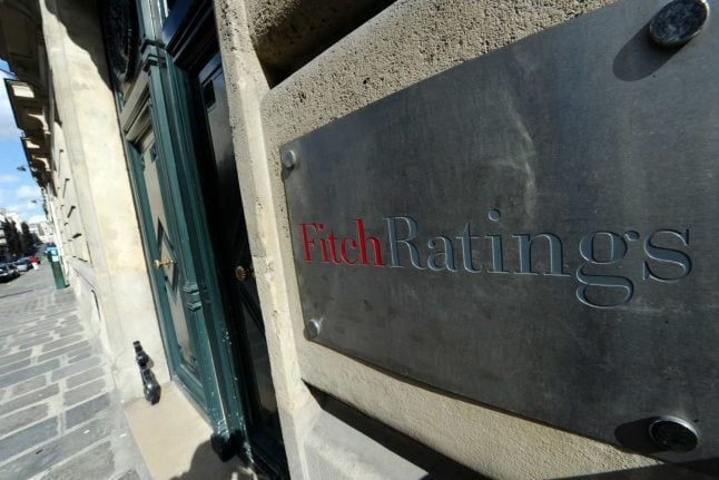 France retains AA debt rating: Fitch