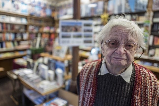 Germany's oldest bookseller, 95, packs suspense in last chapter