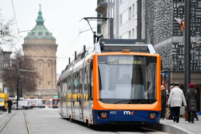 German government plays down 'free public transport' plan