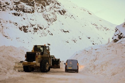 Pyrenees landslide traps 2,000 people in French ski resort