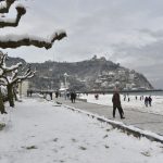 IN PICS: Spain’s big freeze means people are skiing to work in San Sebastián