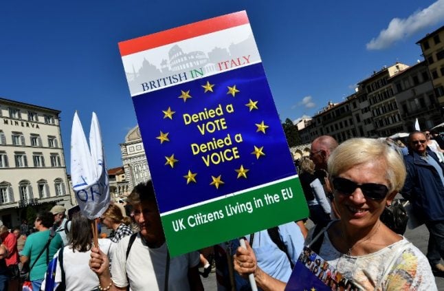 Long-term Brits in Italy to get back UK voting rights