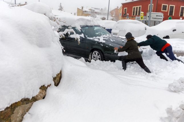 Snow brings chaos to roads across northern and central Spain