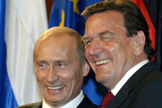 Ukraine urges sanctions against ex-Chancellor Schröder over Putin links