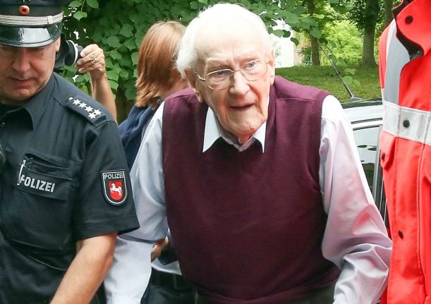 Former 'Bookkeeper of Auschwitz' dies at 96 before serving sentence