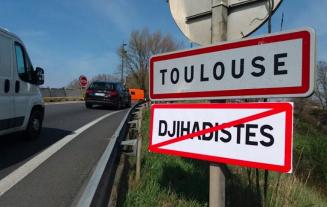 French police investigate 'No Jihadists' road signs at entrance to towns