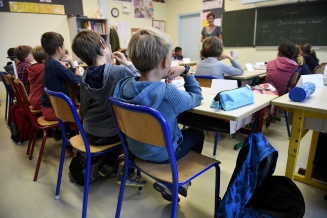 Why are French school pupils so afraid of answering in class?