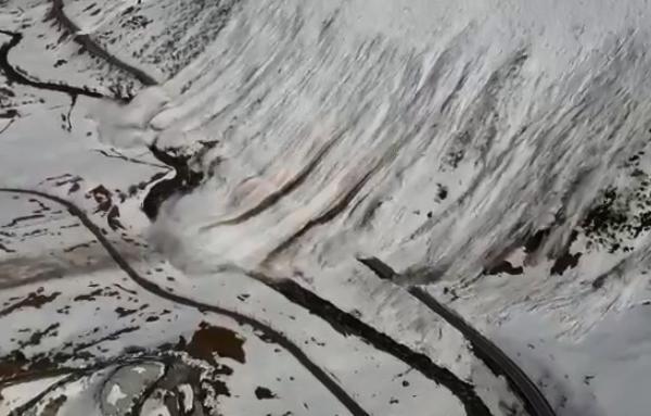 WATCH: 700-metre wide avalanche swallows Swiss road