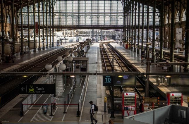 Striking French rail unions to hold vote over reform plans
