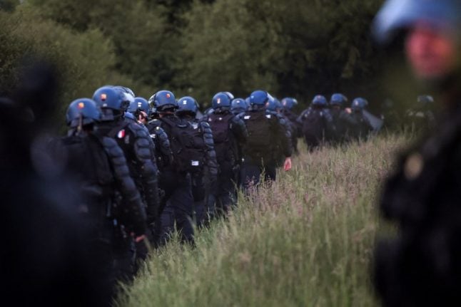 1,500 French riot police launch new assault on protest camp in western France
