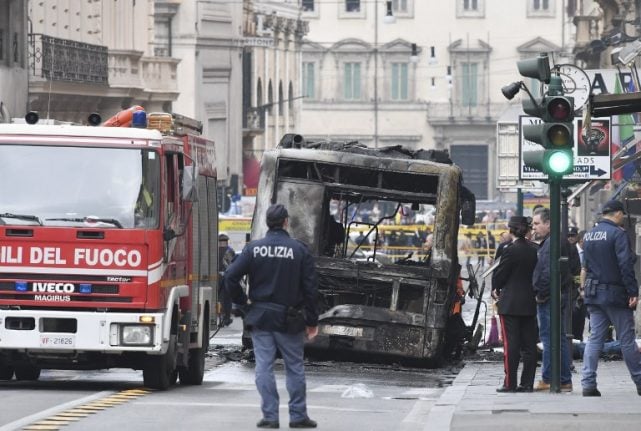 It’s not terrorism, just Rome’s public transport: another bus goes up in flames