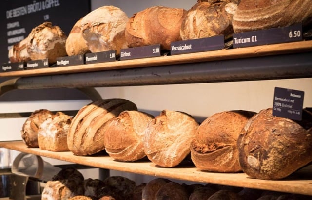The Zurich bakery where you can't pay with cash (but bitcoins are fine)
