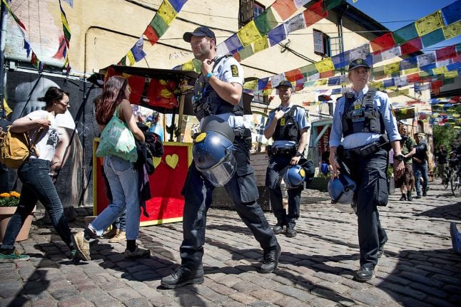 After five days of raids, Christiania hash traders stop rebuilding market