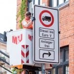 Hamburg prepares for diesel driving ban with signs warning motorists