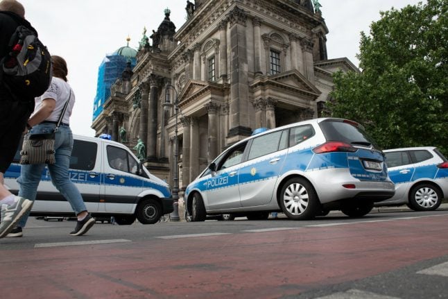 Police shoot knife-wielding man at Berlin Cathedral, 'terror' ruled out