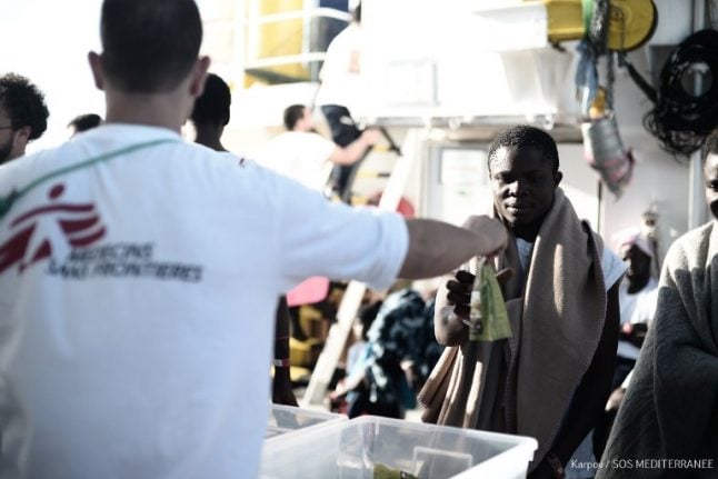 Spain, not Italy, will take in stranded migrants 'to avoid catastrophe'