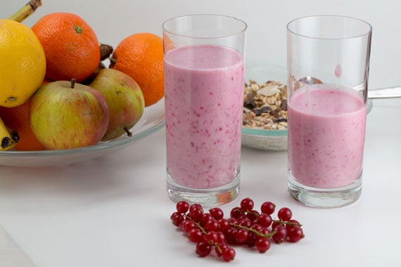 Swedish recipe: quick and healthy redcurrant smoothie