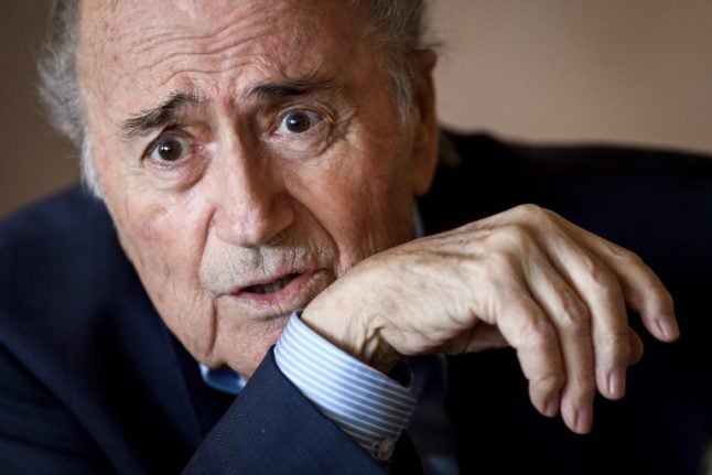 Sepp Blatter to defy FIFA ban to attend World Cup and meet Putin