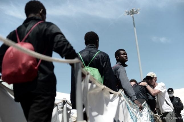 Half of Aquarius migrants will 'seek asylum in France'