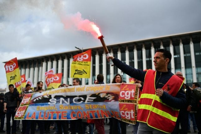 Defiant French rail union to continue strike action into summer