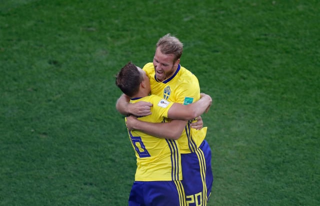 Swedish government ends boycott of Russia World Cup after Sweden qualify for knockout round