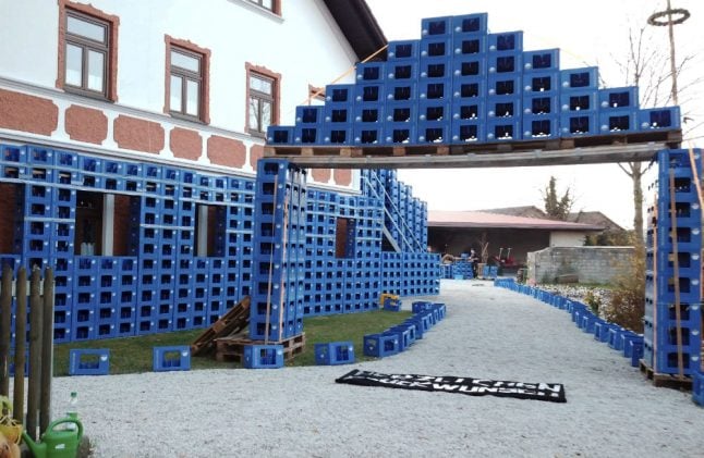 Over 30,000 deposit bottles given to Bavarian couple as wedding gift