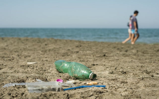 Up to two thousand tonnes of microplastics estimated to be on Italy's beaches