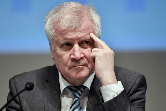 Nearly two thirds of voters think Seehofer ‘intolerable’