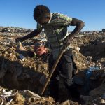 Migrants dreaming of Spain live off Moroccan rubbish dump