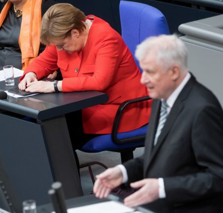 Migration row continues to overshadow Bundestag debates