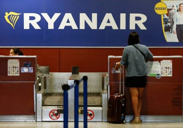 Spain confronts Ryanair over 'illegal' hand luggage charges